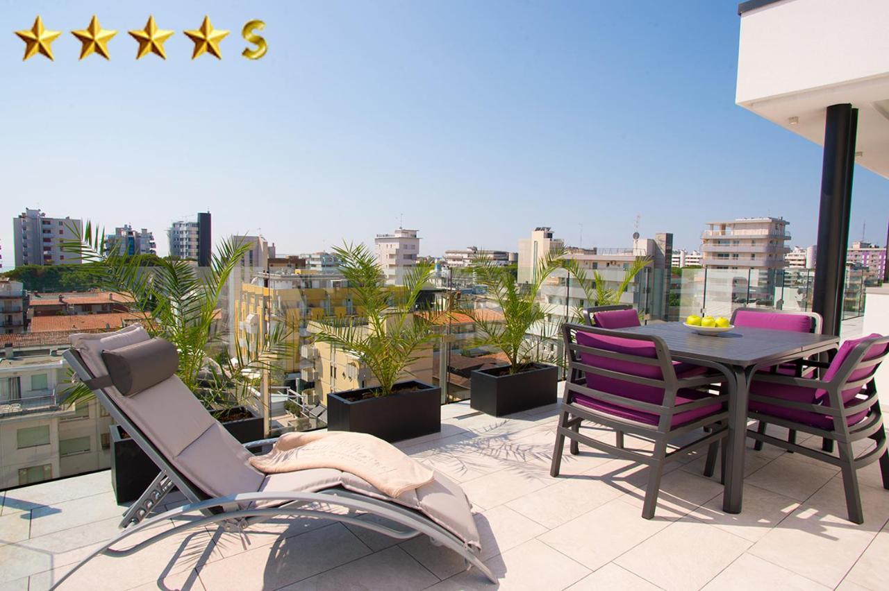 Hotel Rossini 4S ลินญาโน ซับเบียโดโร ภายนอก รูปภาพ