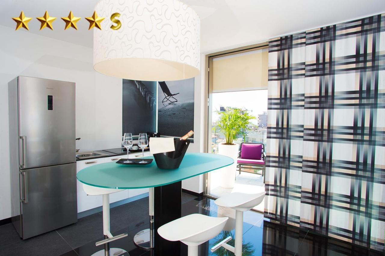 Hotel Rossini 4S ลินญาโน ซับเบียโดโร ภายนอก รูปภาพ