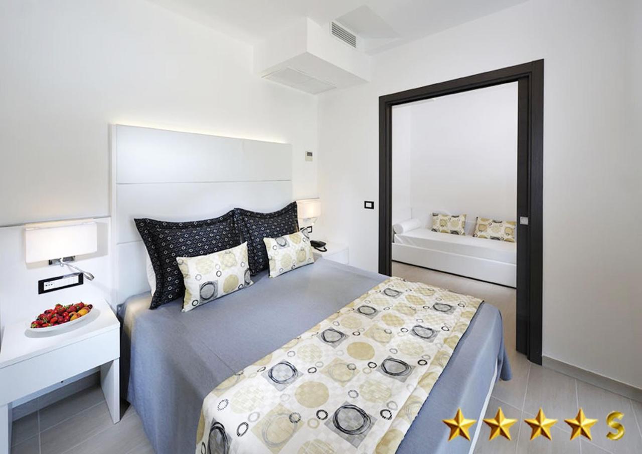Hotel Rossini 4S ลินญาโน ซับเบียโดโร ภายนอก รูปภาพ